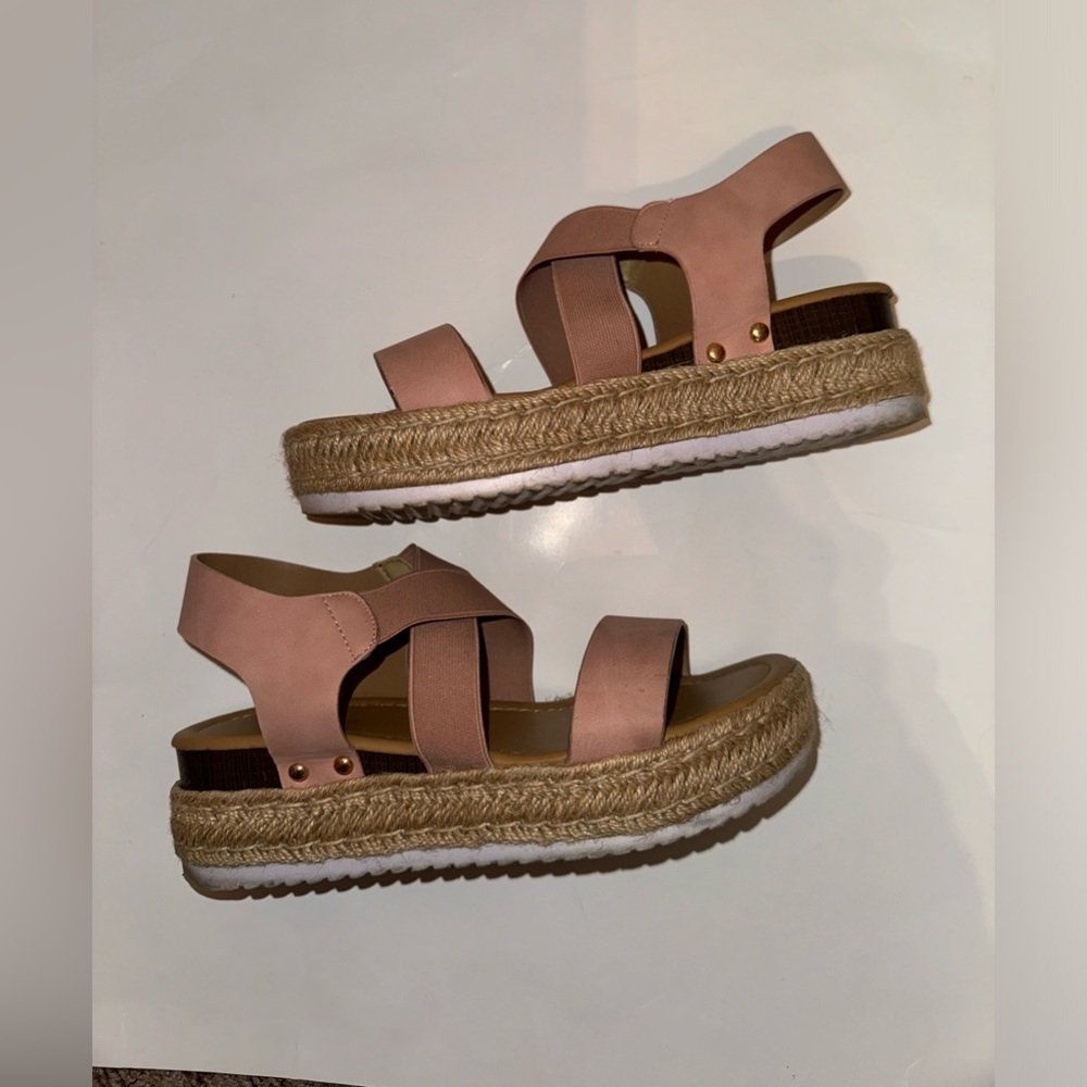 Pink Moda 8 white tan pink espadrille 2” flatform platform strappy sandals